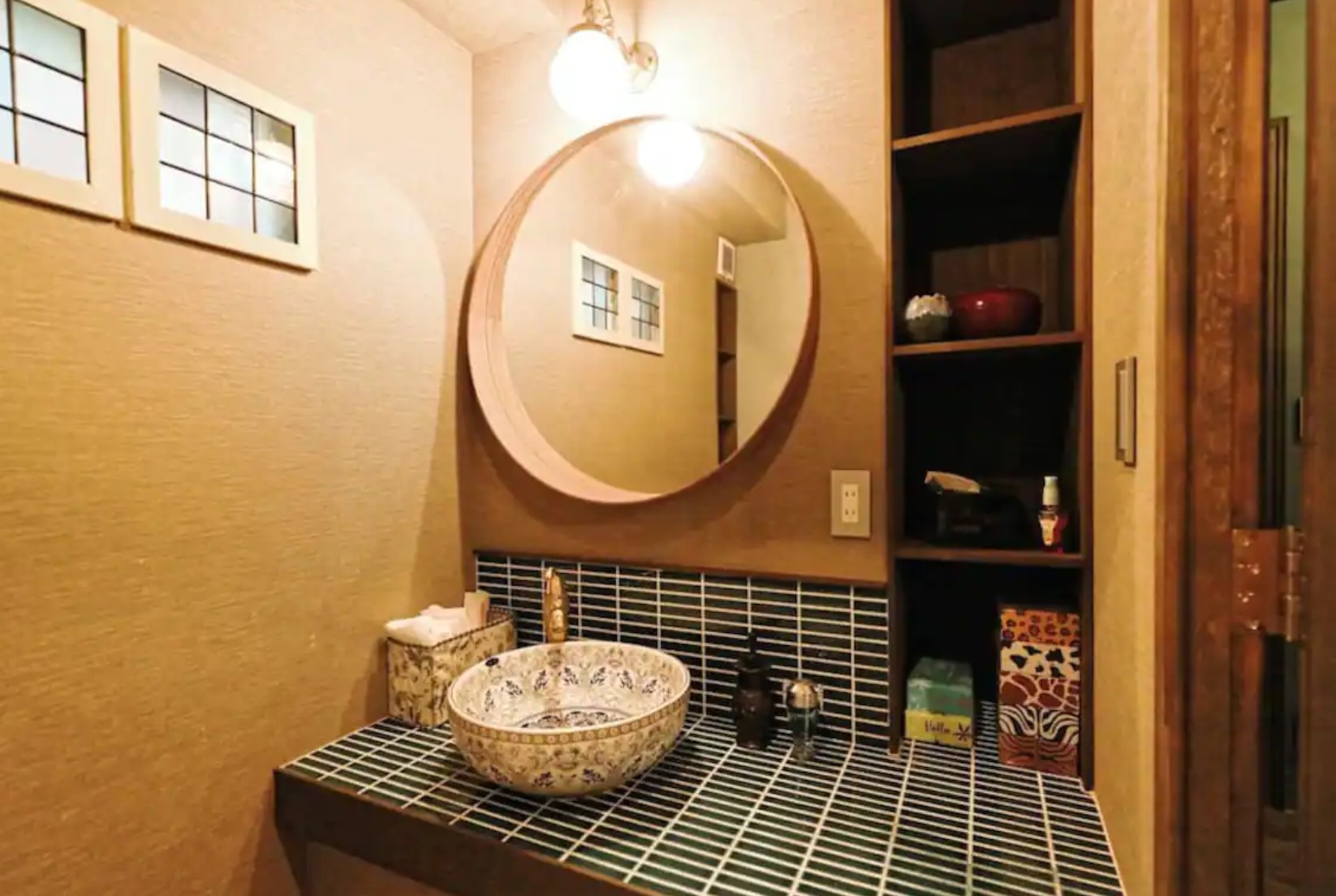 【Akasaka_Detached house】8 minutes walk from the station, 3 floors above ground and 1 floor below ground with TERRACE!