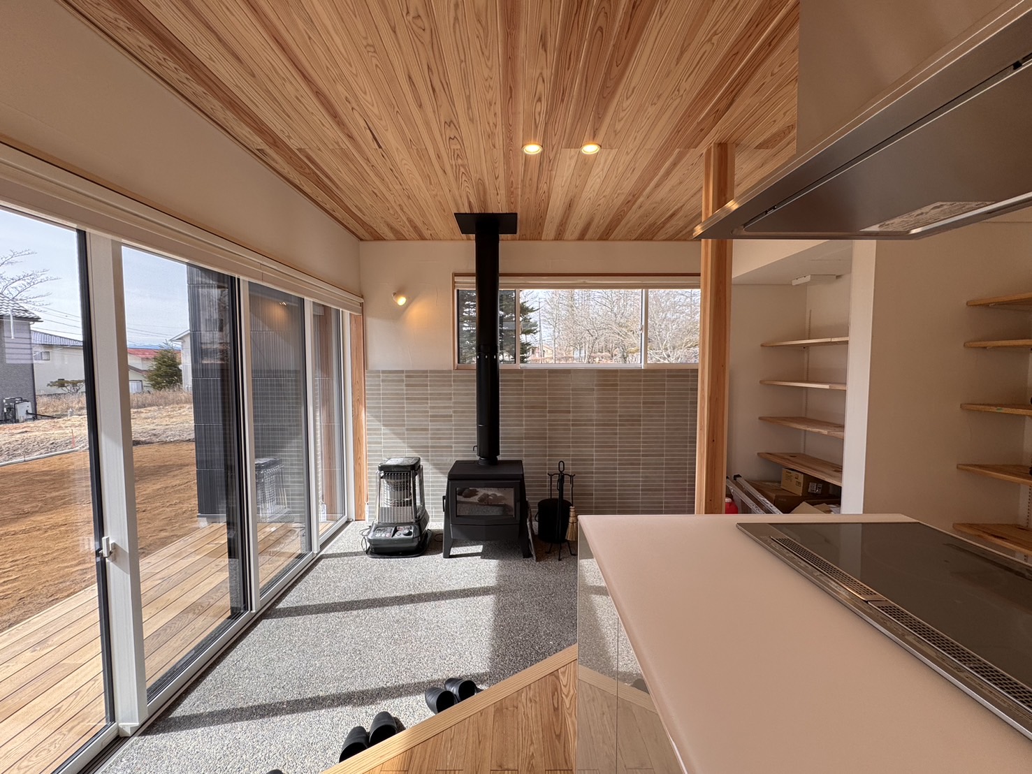 借宿つくしが丘 信州の木にこだわった高級別荘