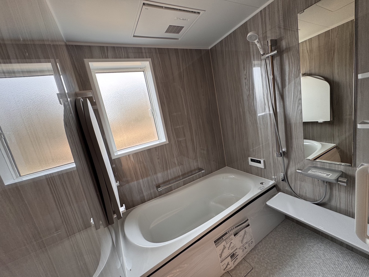 借宿つくしが丘 信州の木にこだわった高級別荘